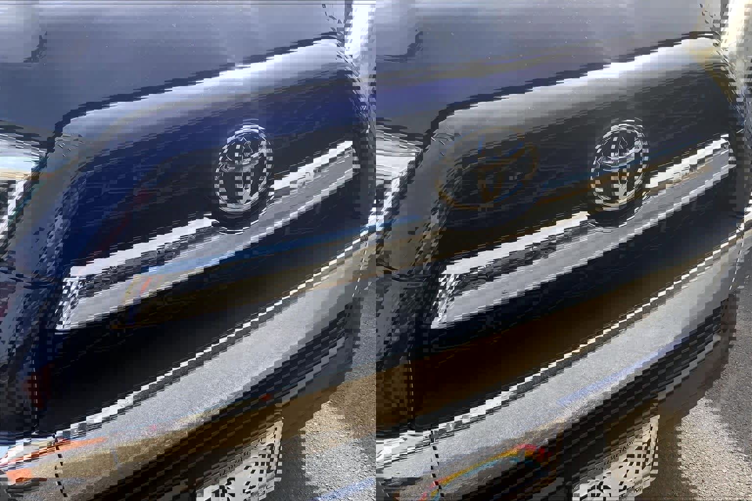 Used 2018 Toyota 4Runner Limited image 34