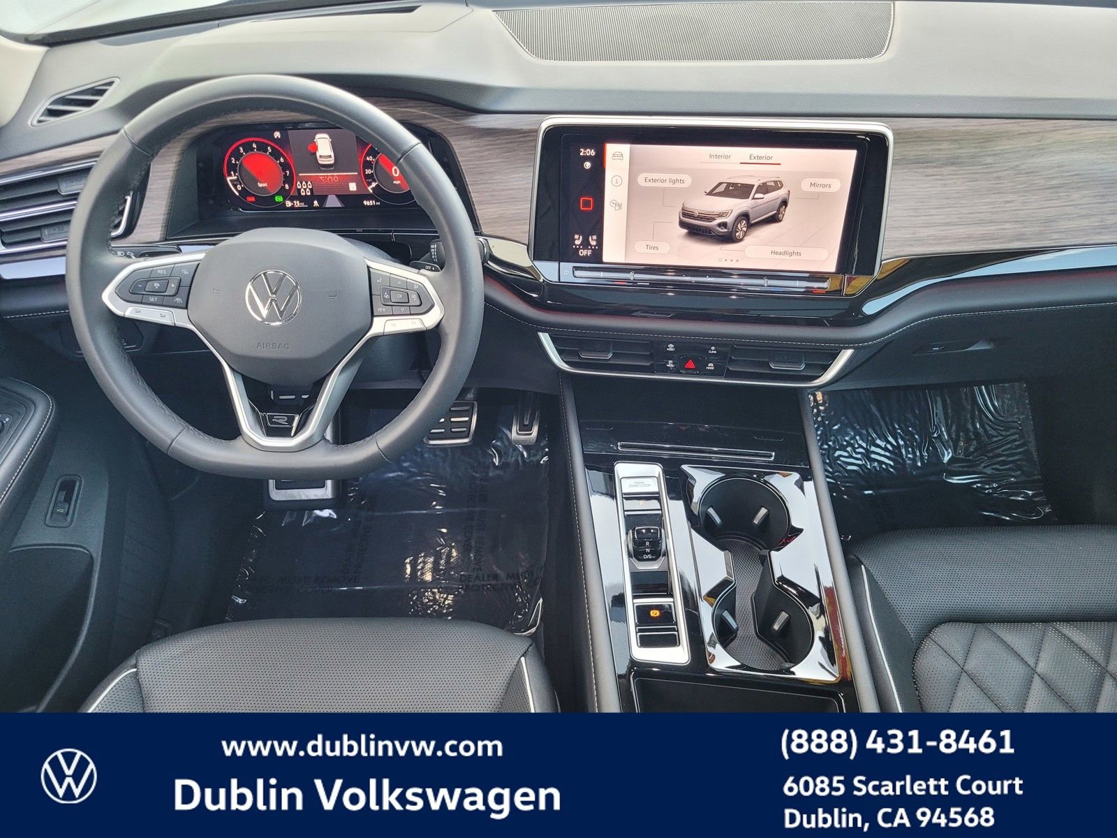 Certified 2025 Volkswagen Atlas SEL Premium R-Line image 11