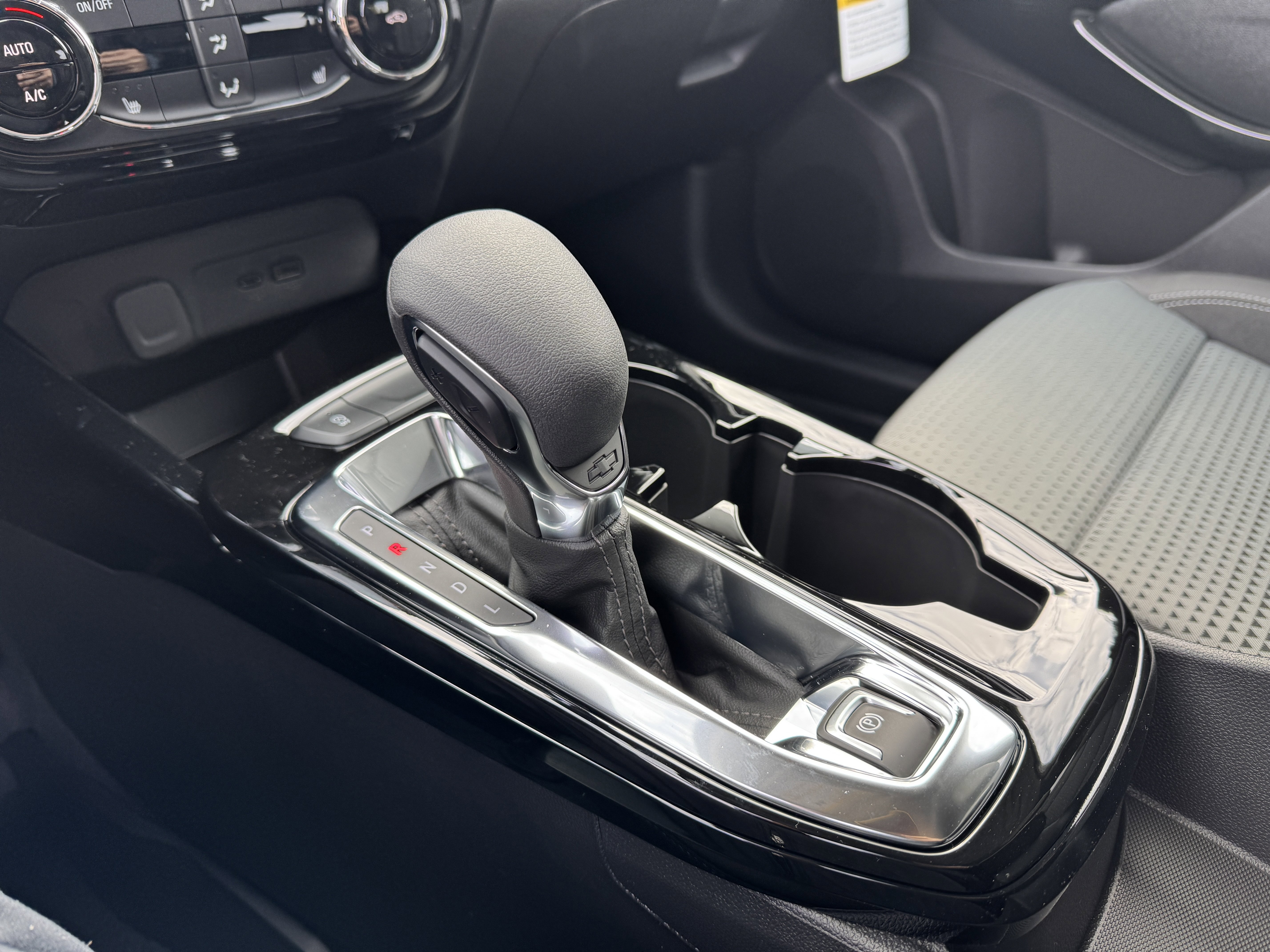 New 2026 Chevrolet Trax LT w/ Driver Confidence Package image 23