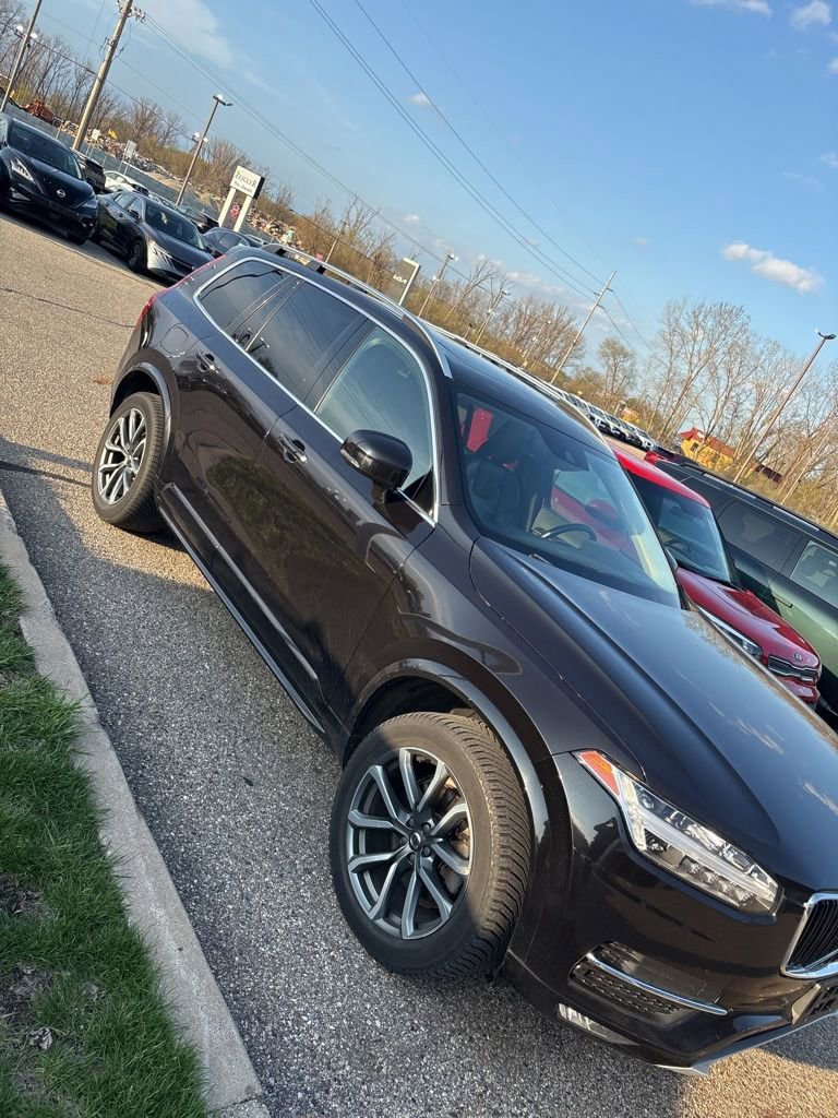 Used 2019 Volvo XC90 T6 Momentum image 10