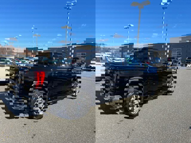 Used 2019 GMC Sierra 1500 SLE w/ SLE Value Package image 5