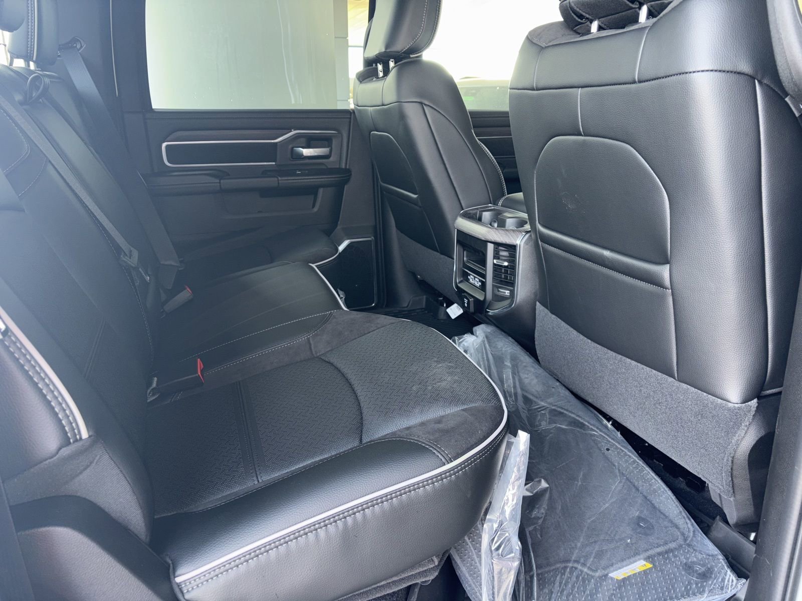 New 2026 RAM 2500 Laramie w/ Night Edition image 12