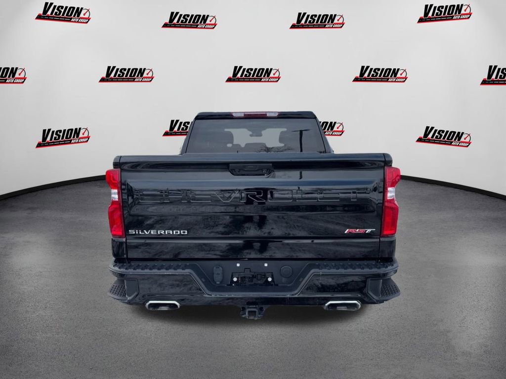 Used 2024 Chevrolet Silverado 1500 RST w/ Z71 Off-Road Package image 6