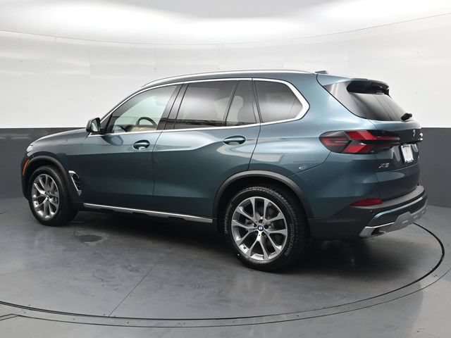 Used 2024 BMW X5 xDrive40i w/ Premium Package AWD/4WD image 7