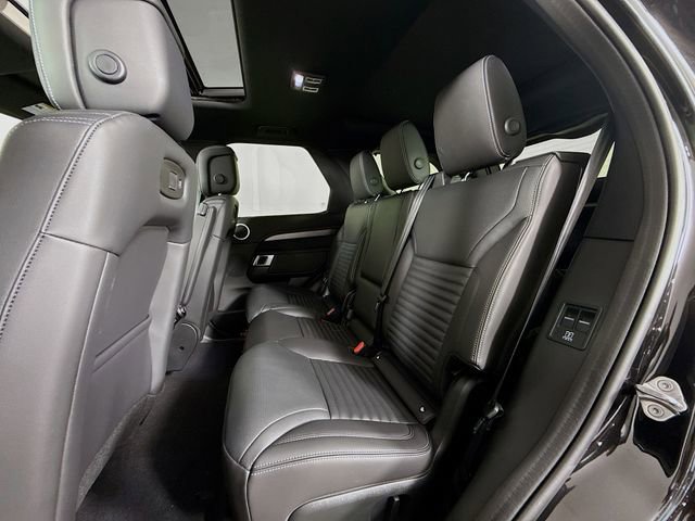 New 2026 Land Rover Discovery Dynamic SE AWD/4WD image 24