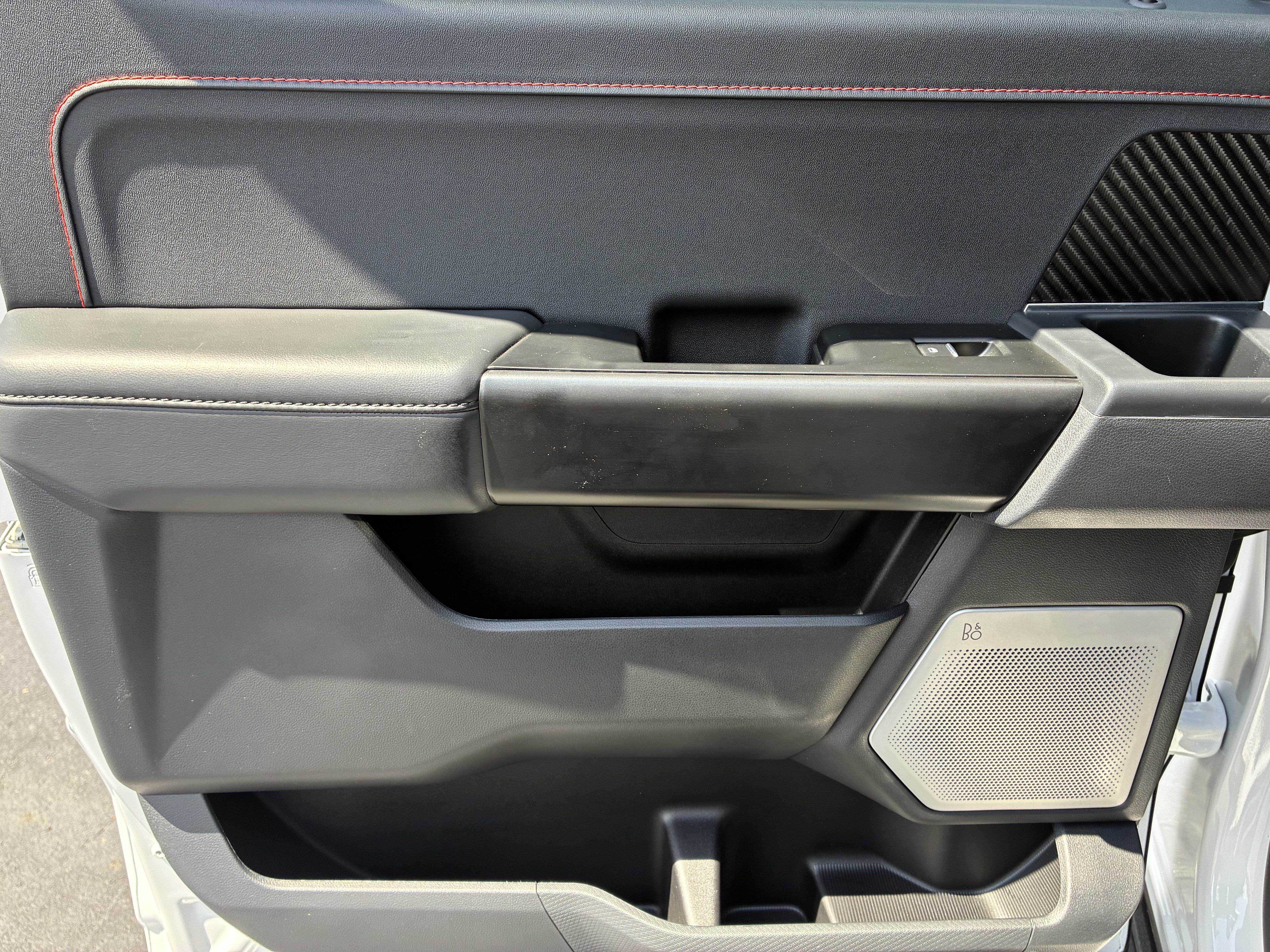 Used 2025 Ford F150 Raptor AWD/4WD image 17