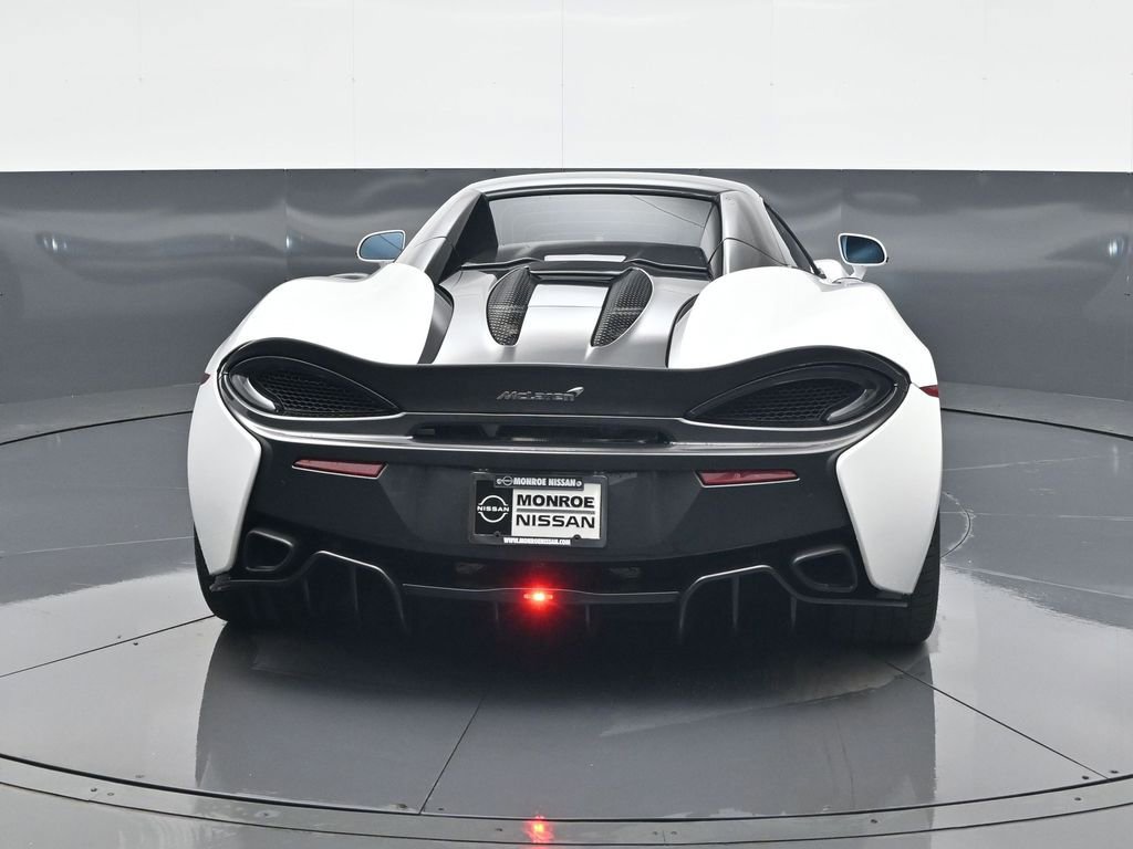 Used 2019 McLaren 570S Spider image 6