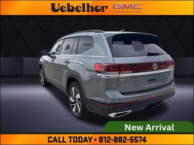Used 2025 Volkswagen Atlas SE image 4