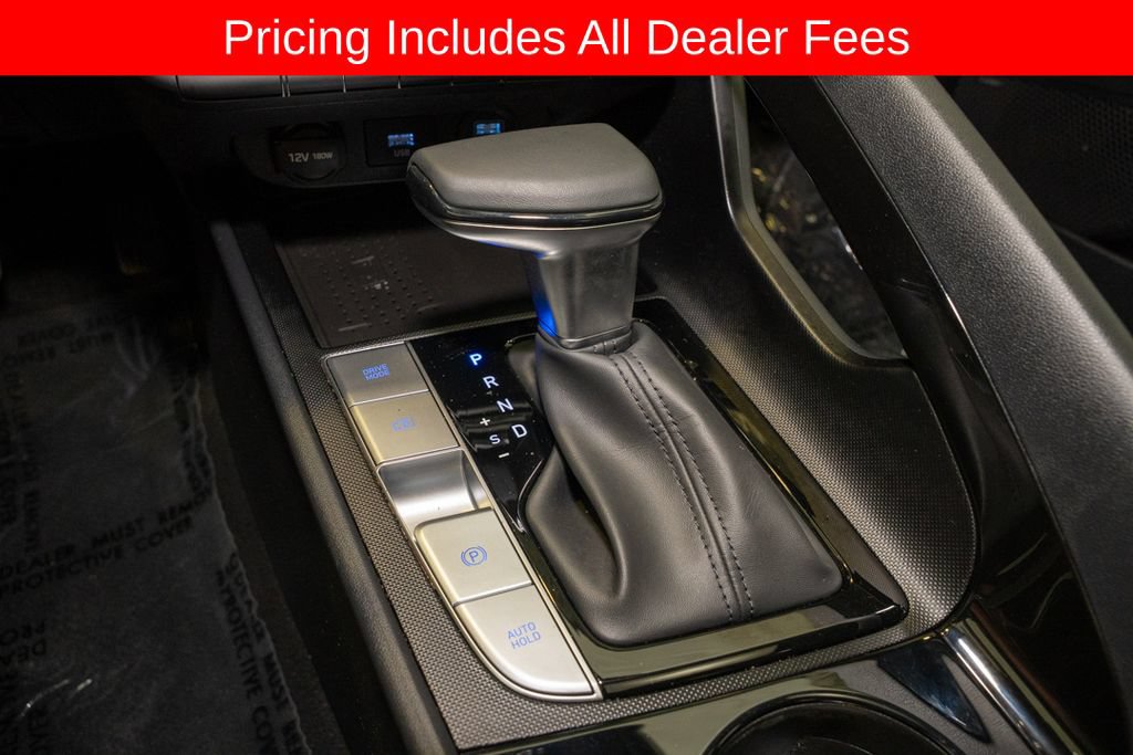 Used 2023 Hyundai Elantra Limited FWD image 16