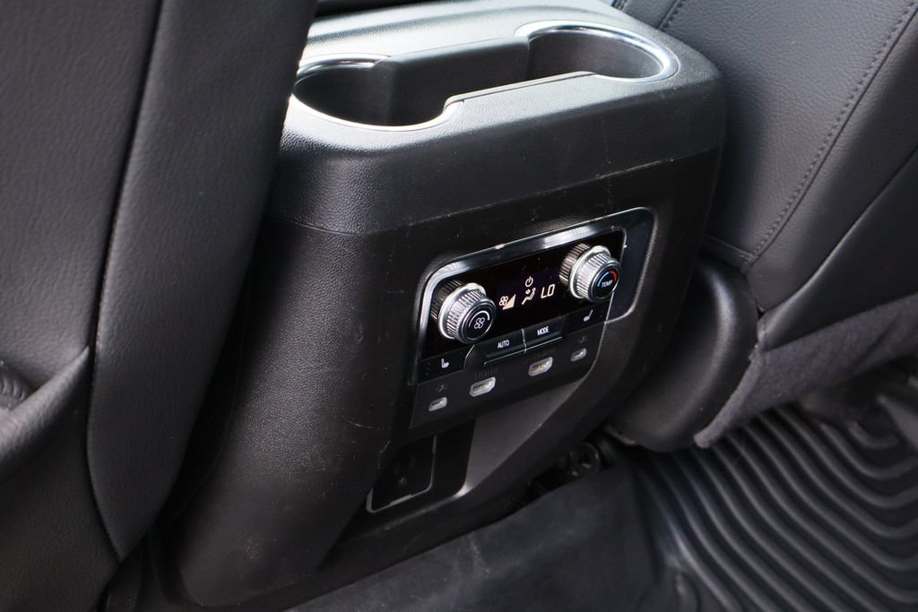 Certified 2024 GMC Yukon XL Denali AWD/4WD image 26