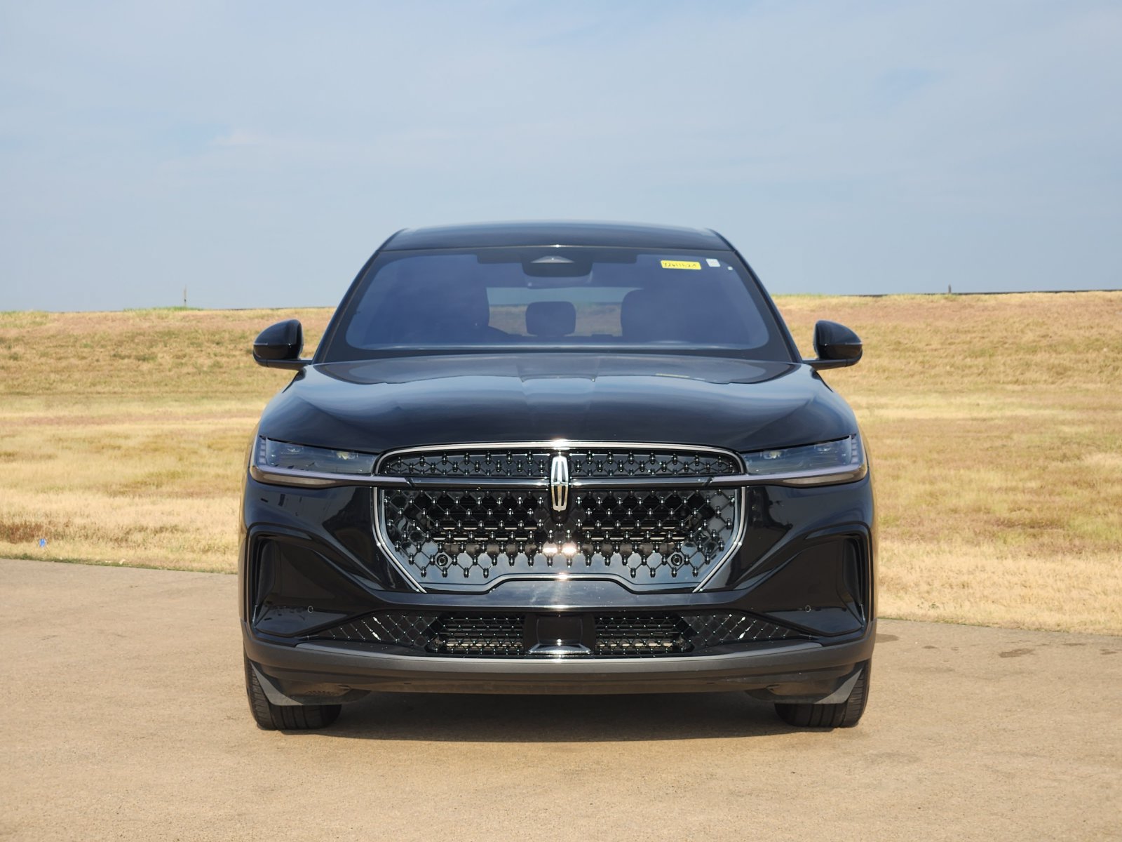 Used 2025 Lincoln Nautilus Premier w/ Jet Appearance Package AWD/4WD image 6