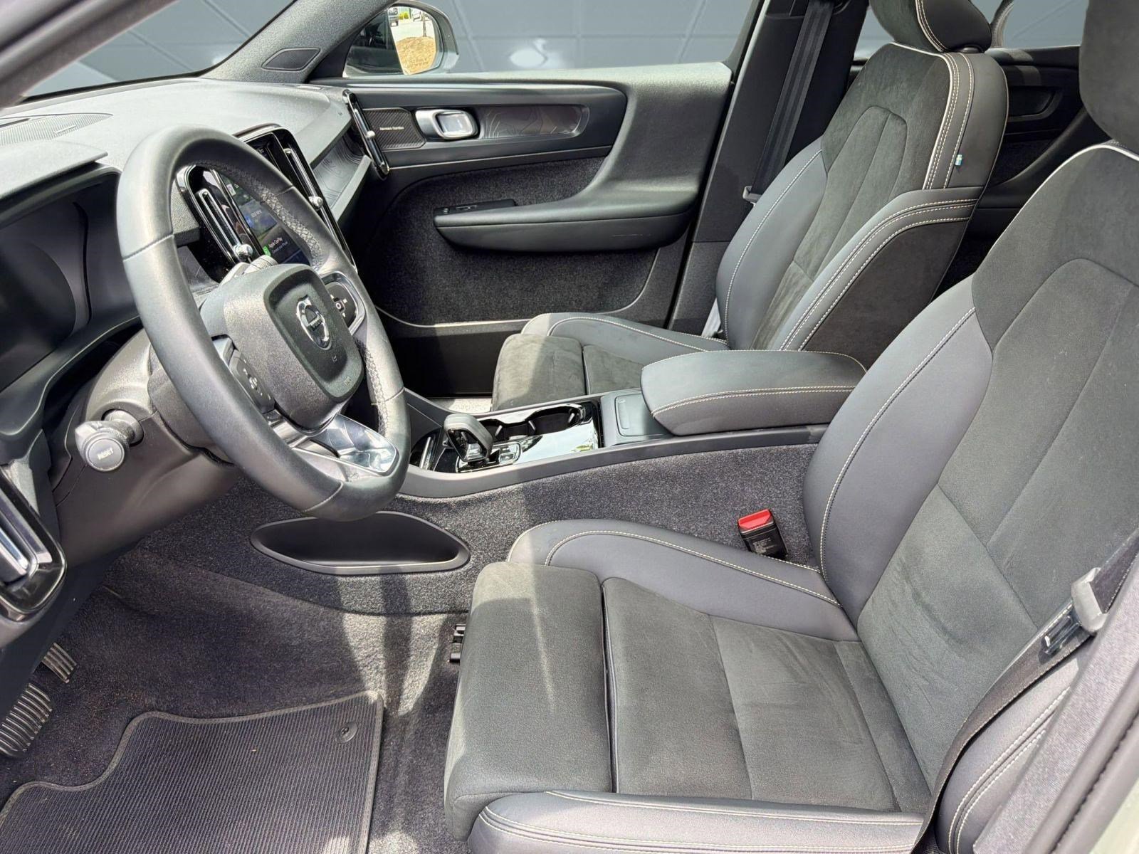 Used 2023 Volvo C40 P8 Recharge Ultimate AWD/4WD image 5