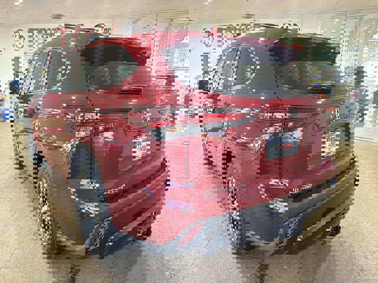 New 2026 Toyota Highlander XLE image 8