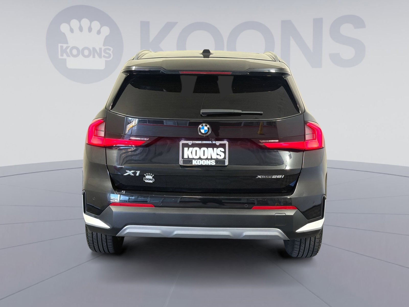 Used 2023 BMW X1 xDrive28i AWD/4WD image 5
