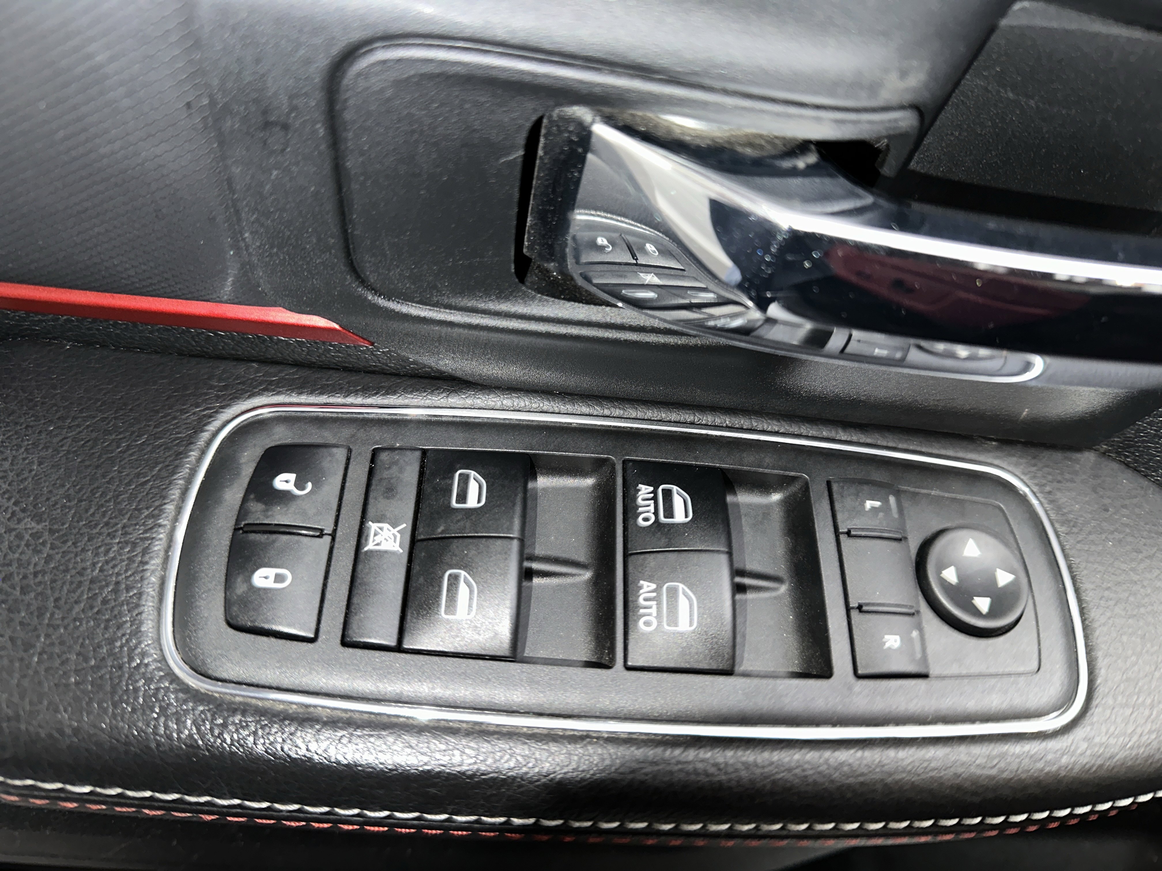 Used 2018 RAM 1500 Rebel w/ Luxury Group image 22