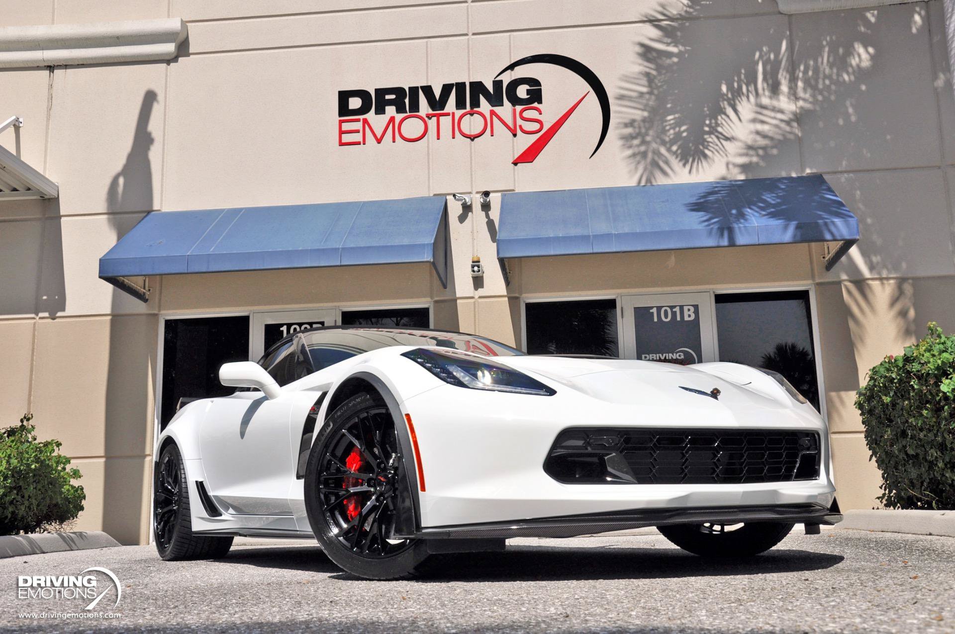 Used 2019 Chevrolet Corvette Z06 RWD image 14