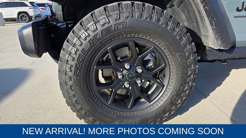 Used 2025 Jeep Wrangler Willys image 10
