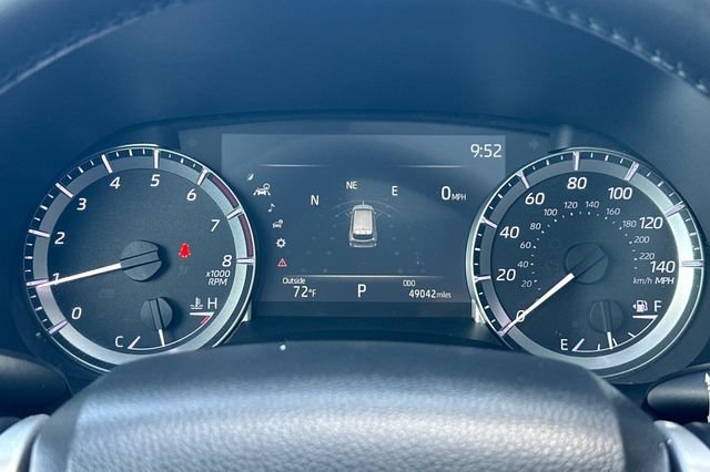 Used 2023 Toyota Highlander XLE FWD image 28
