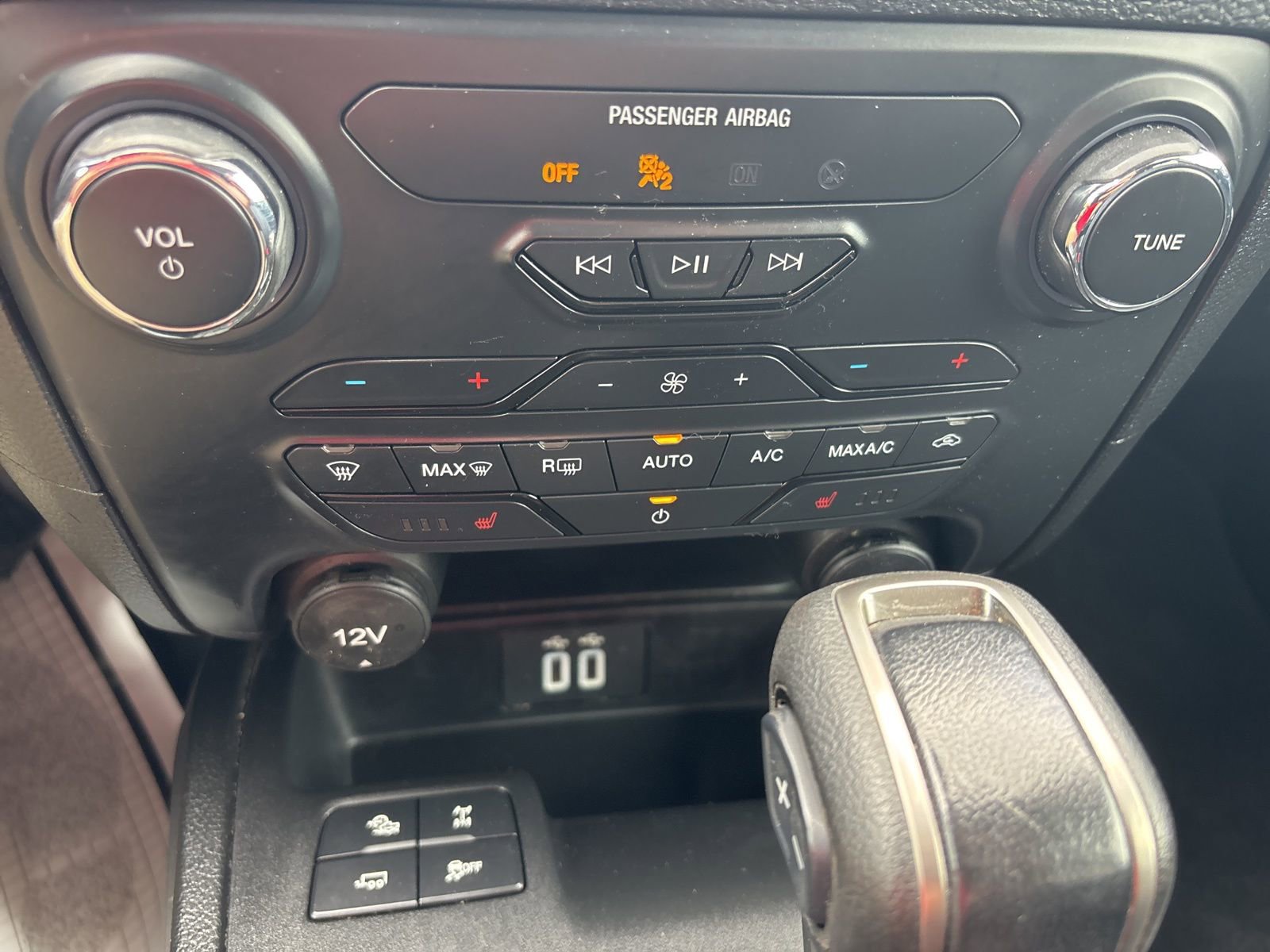 Used 2023 Ford Ranger Lariat w/ FX4 Off-Road Package image 19