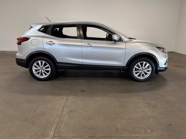 Used 2021 Nissan Rogue Sport S FWD image 2