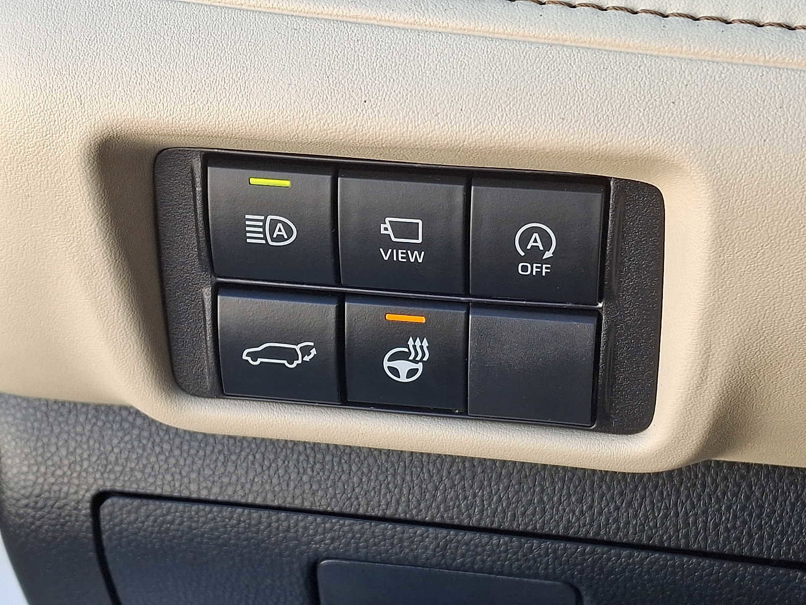 Used 2024 Toyota Highlander Limited image 26