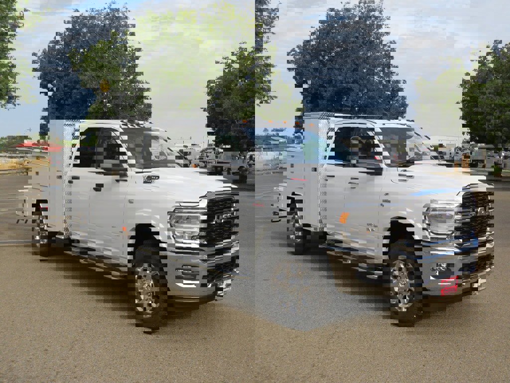 New 2022 RAM 3500 SLT w/ Quick Order Package 2YG SLT image 3