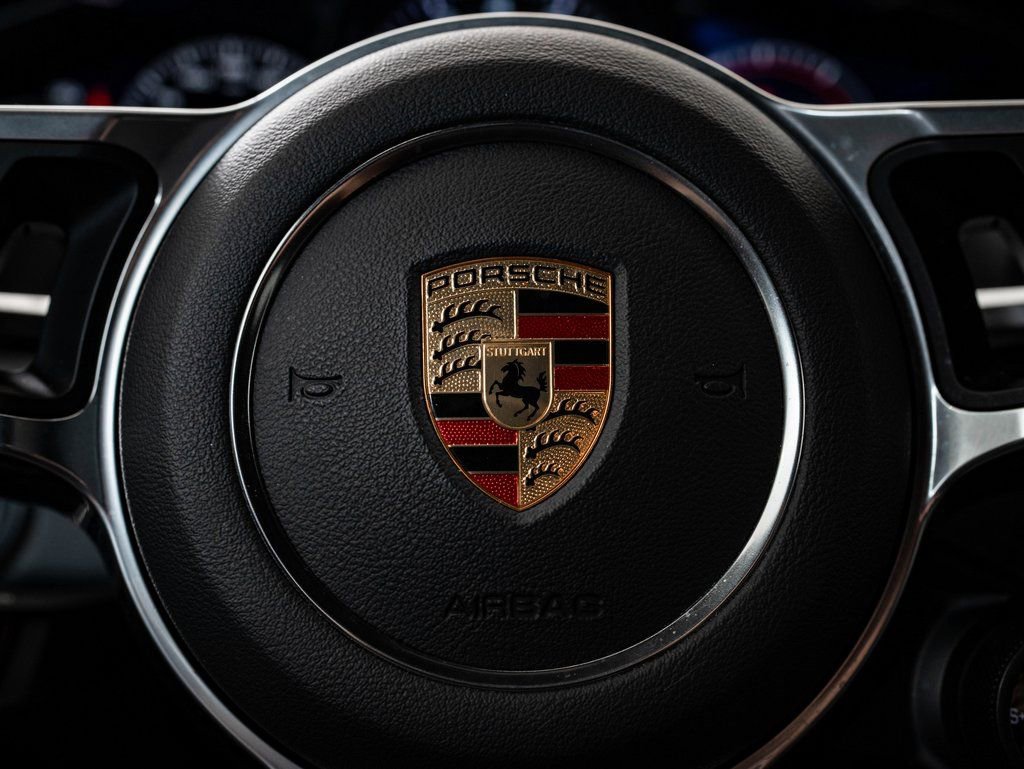 Certified 2022 Porsche Cayenne E-Hybrid w/ Premium Package image 35