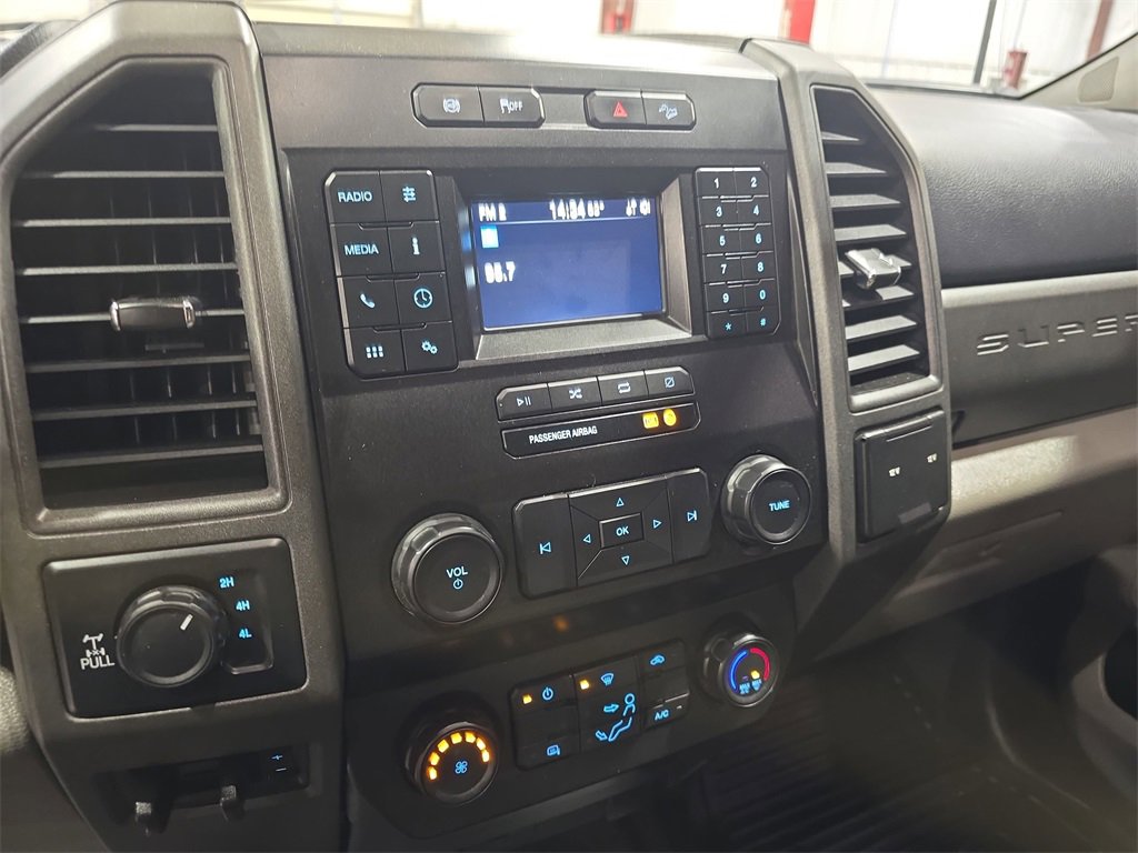 Used 2021 Ford F250 XL w/ Power Equipment Group image 21