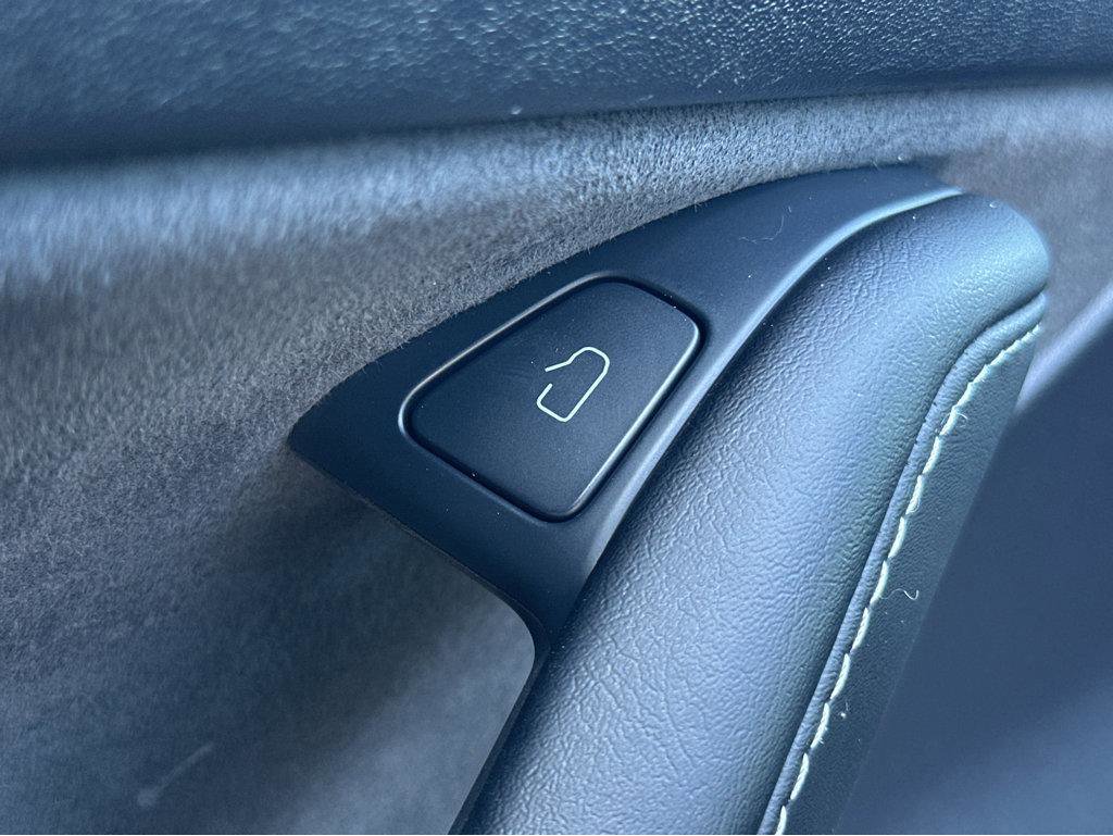 Used 2021 Tesla Model 3 Standard Range Plus image 30