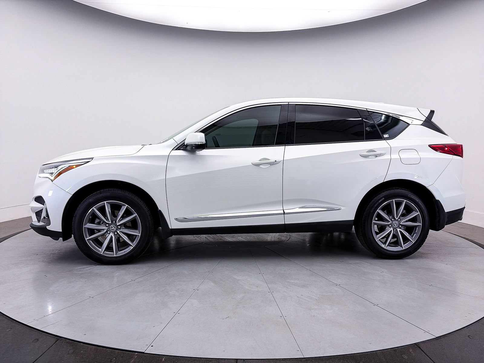 Used 2019 Acura RDX w/ Technology Package FWD image 42