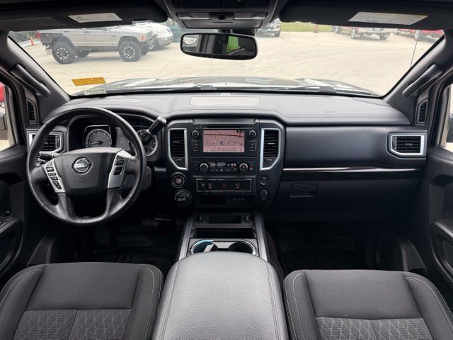 Used 2019 Nissan Titan SV w/ SV Convenience Package AWD/4WD image 28