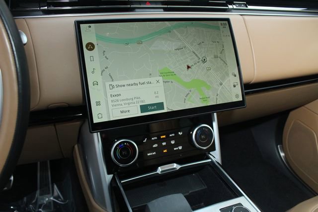 Used 2023 Land Rover Range Rover SE image 17