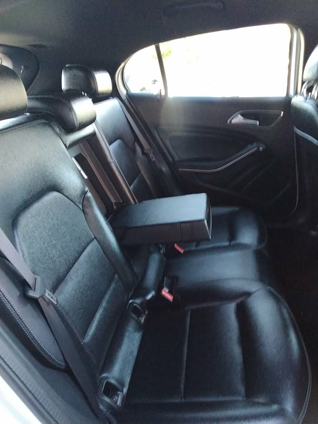 Used 2020 Mercedes-Benz GLA 250 w/ Convenience Package image 10