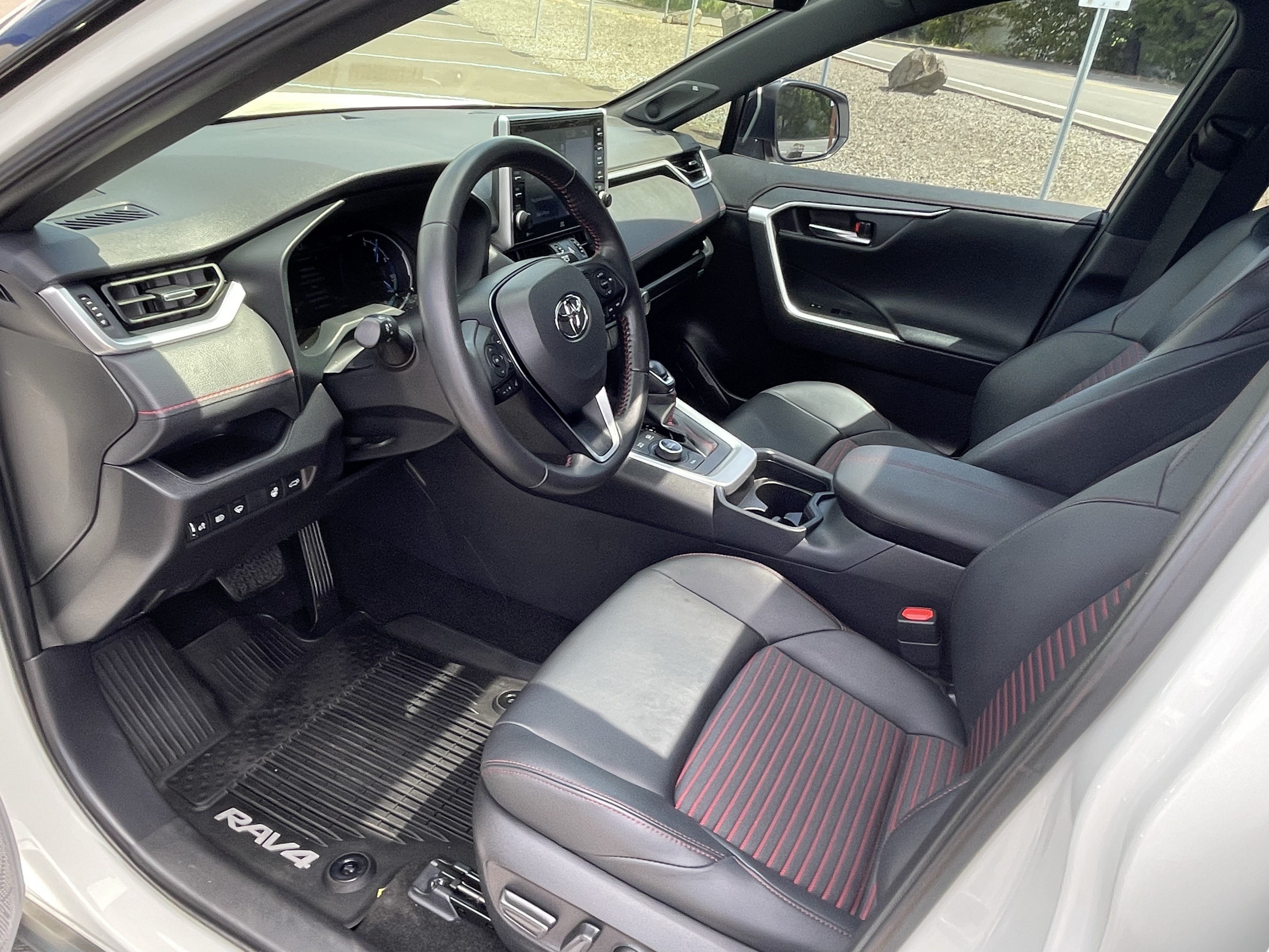 Used 2021 Toyota RAV4 XSE w/ Weather Package AWD/4WD image 11
