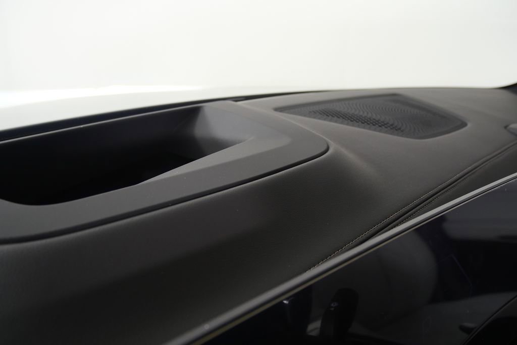 Used 2026 BMW X5 xDrive40i w/ Premium Package image 18