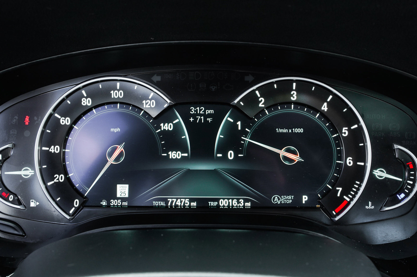 Used 2019 BMW 540i xDrive w/ Premium Package image 12