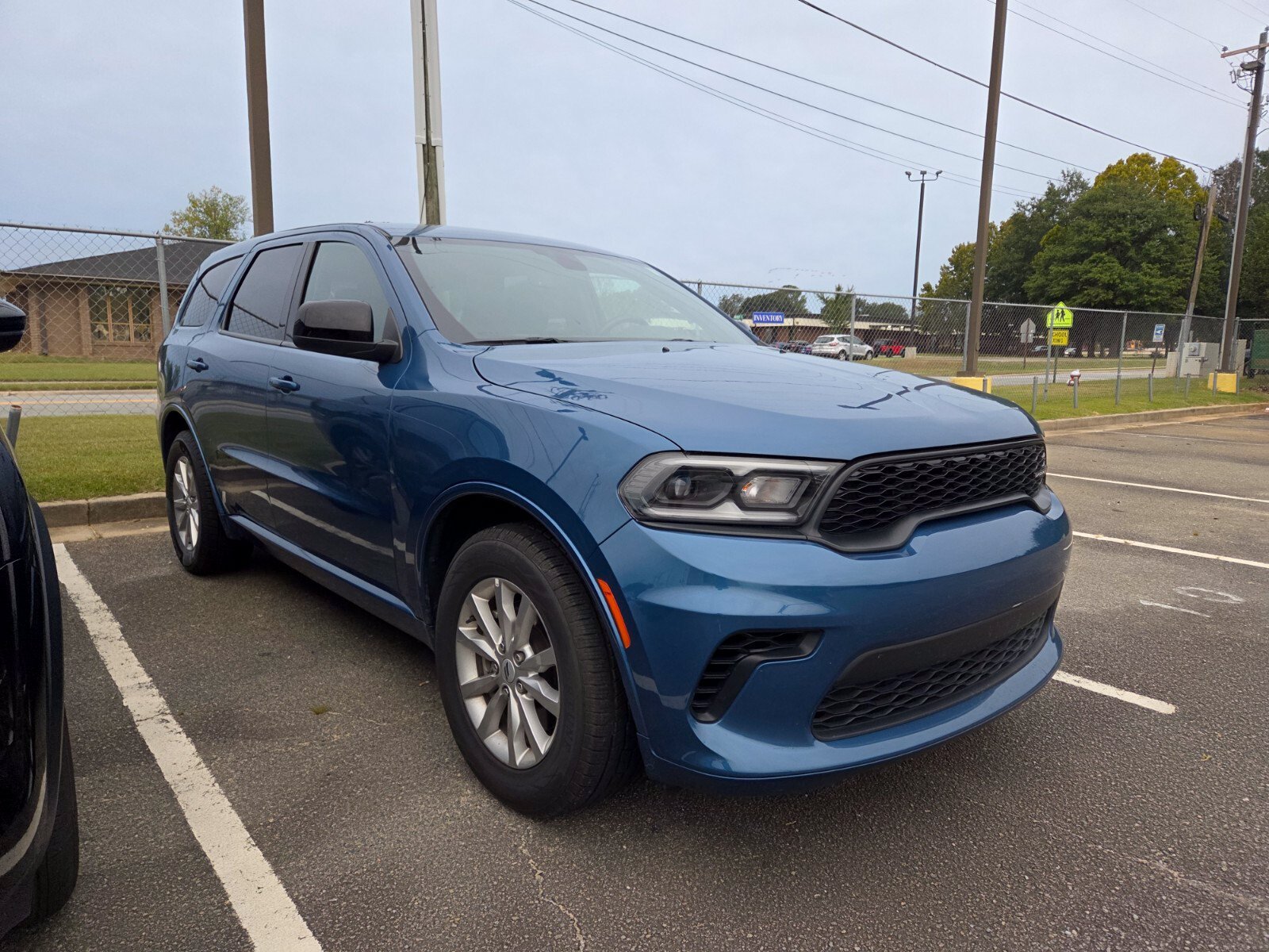 Used 2025 Dodge Durango GT RWD image 1