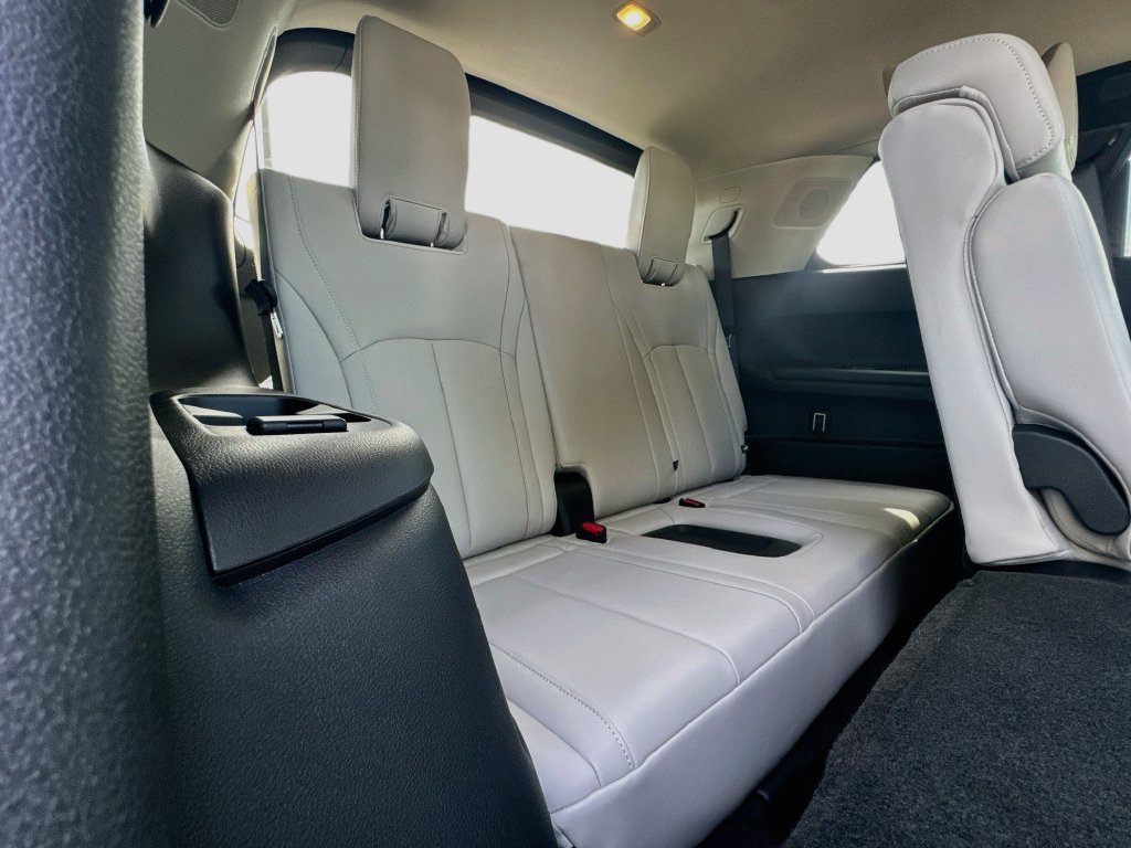 New 2027 INFINITI QX60 Luxe w/ Cargo Package FWD image 30