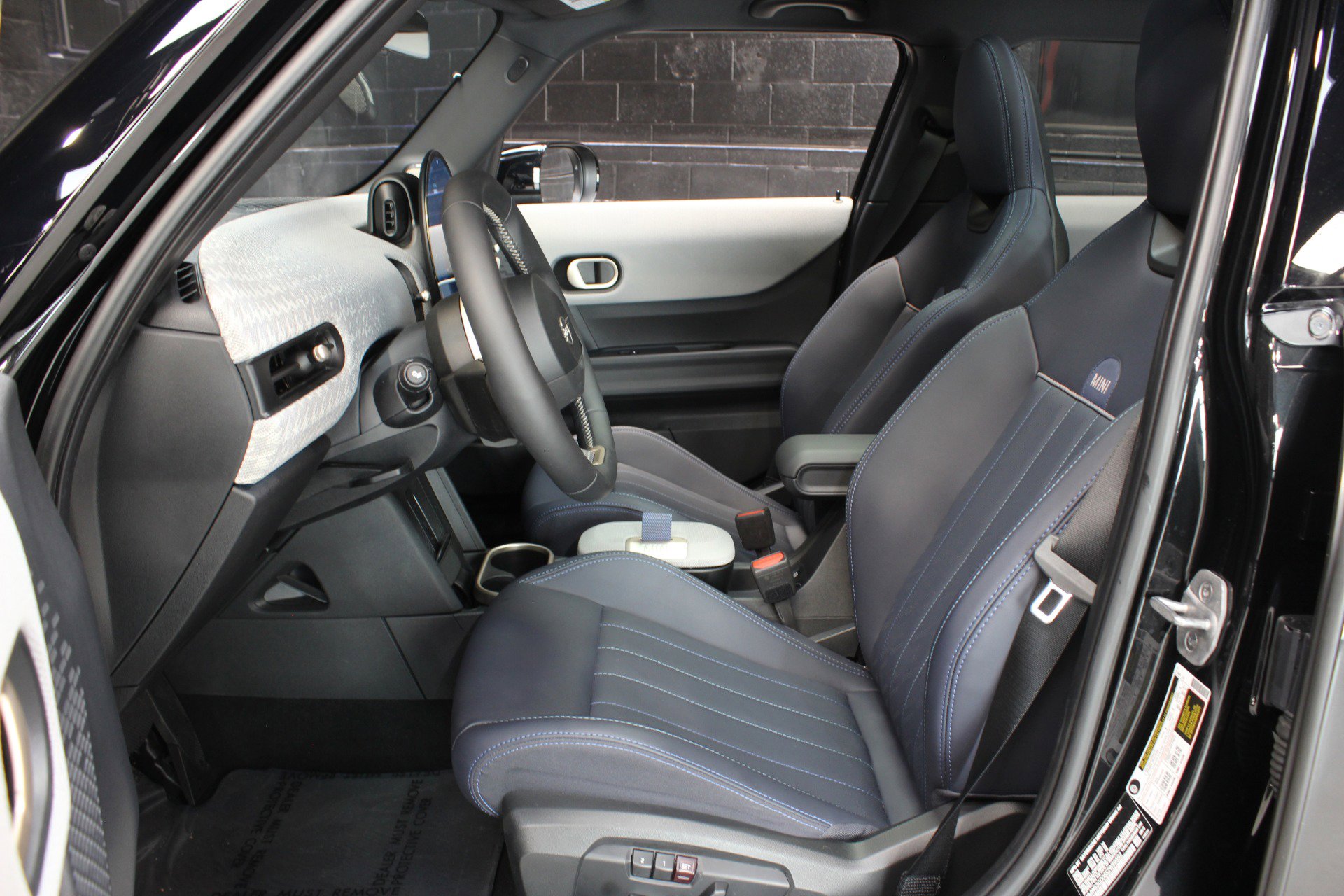 Used 2025 MINI Cooper S image 34