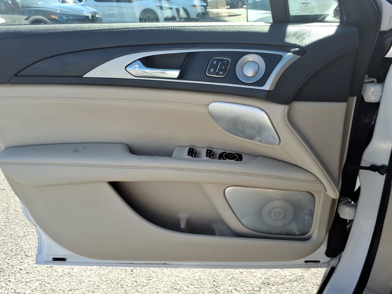Used 2020 Lincoln MKZ Reserve w/ Luxury Package FWD image 28