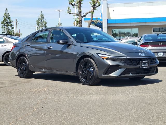 New 2026 Hyundai Elantra SEL Sport FWD image 34