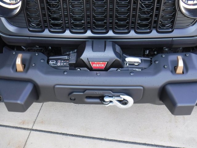 New 2025 Jeep Wrangler Unlimited Rubicon 392 image 11