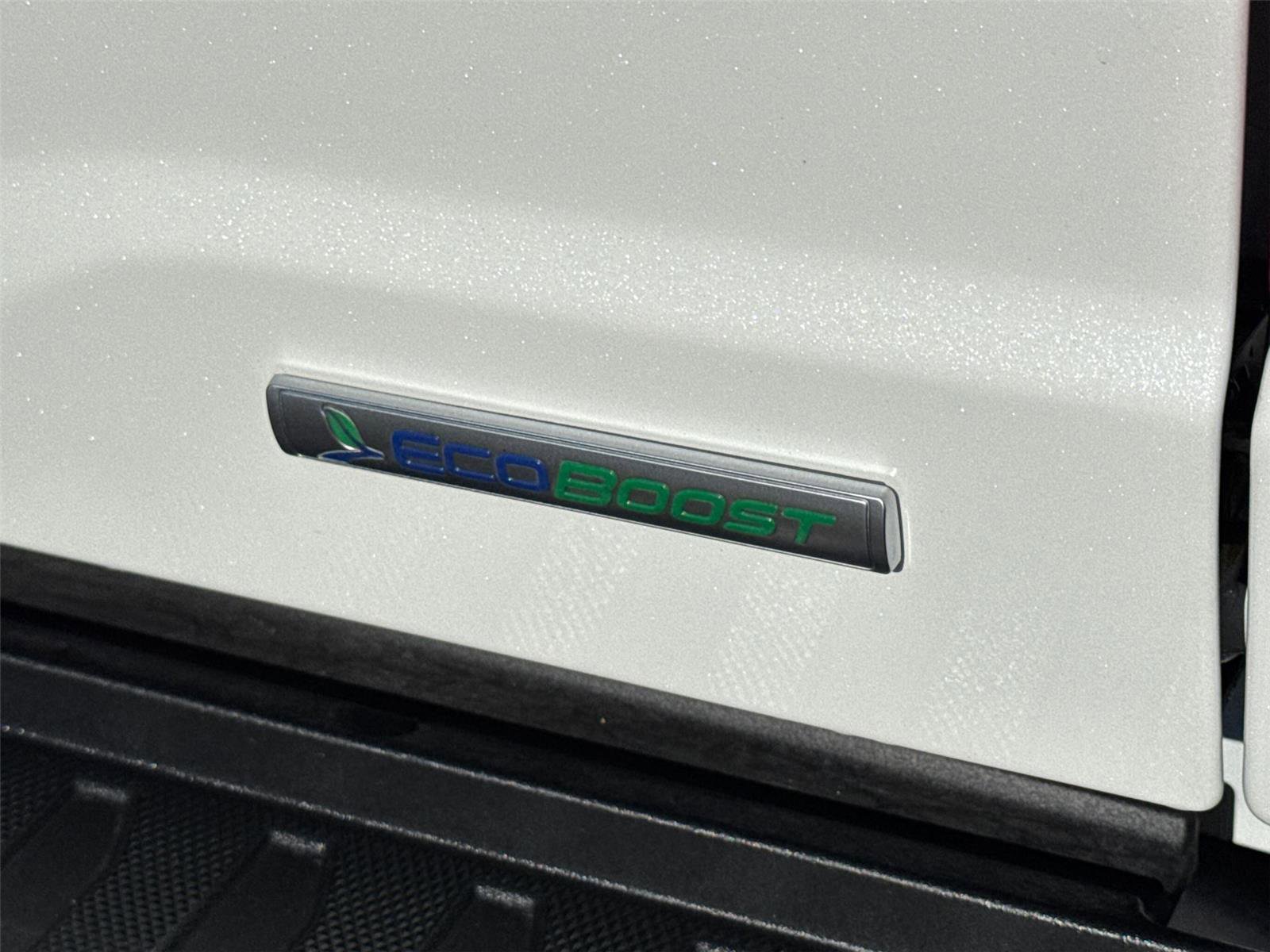 Used 2022 Ford F150 Lariat w/ Equipment Group 501A Mid image 12