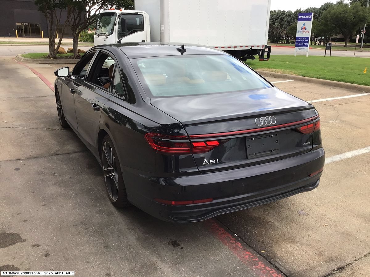 Used 2025 Audi A8 L 3.0T AWD/4WD image 4