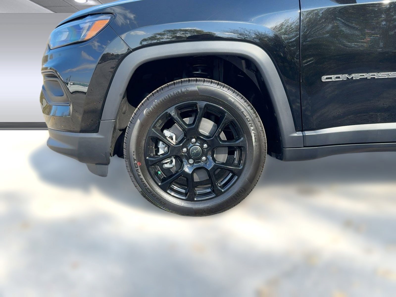 New 2026 Jeep Compass Latitude image 11