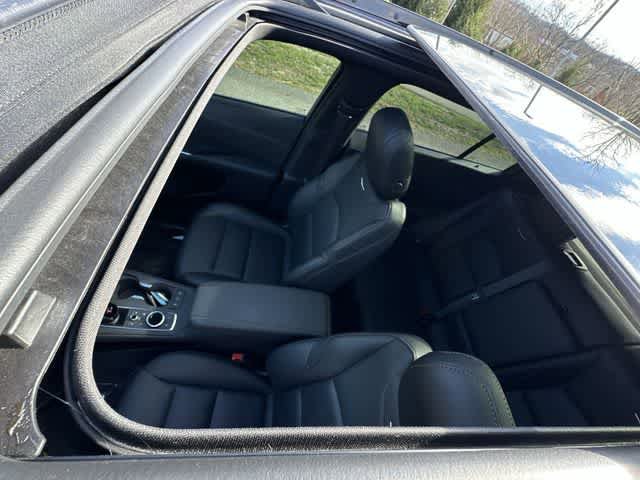 Used 2023 Cadillac XT4 Sport w/ Sun And Sound Package AWD/4WD image 6