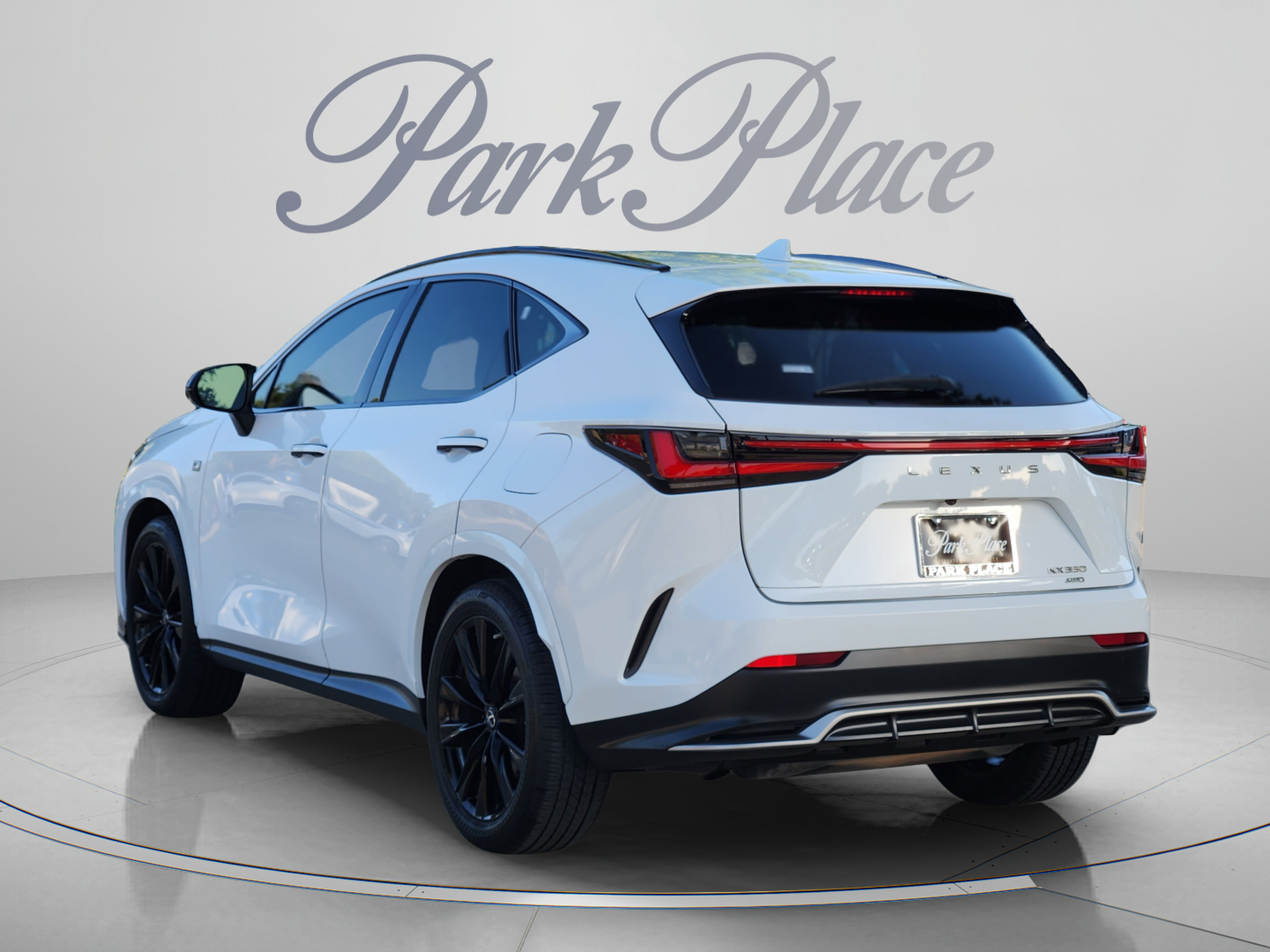 Used 2022 Lexus NX 350 F Sport w/ Towing Package (2000 Lbs) AWD/4WD image 3
