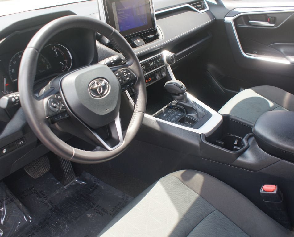 Used 2024 Toyota RAV4 XLE w/ Convenience Package AWD/4WD image 14