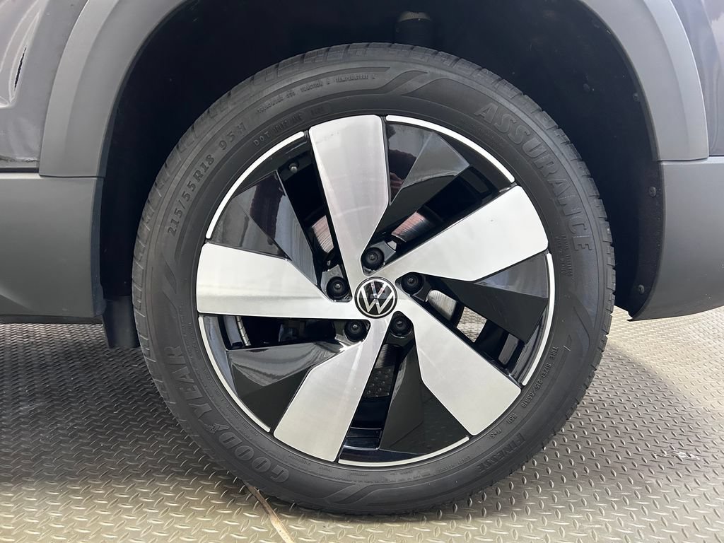 Used 2024 Volkswagen Taos S AWD/4WD image 34