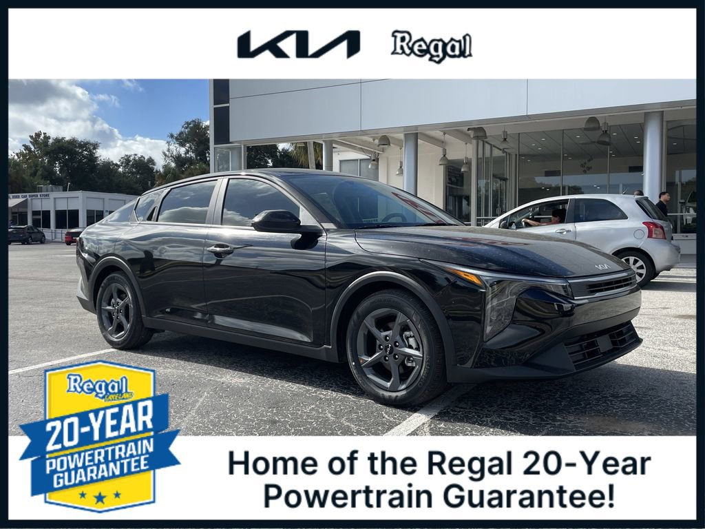 New 2025 Kia K4 LXS